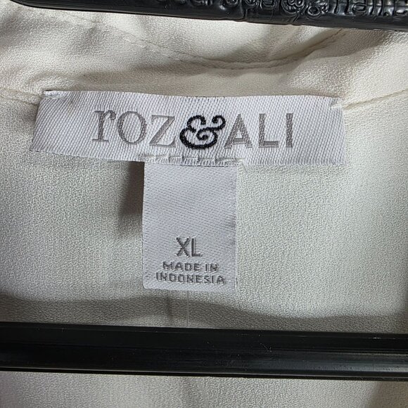 Womens Roz & Ali White Sheer Sleeveless Blouse Pockets V Neck Polyester Size XL - Picture 3 of 10